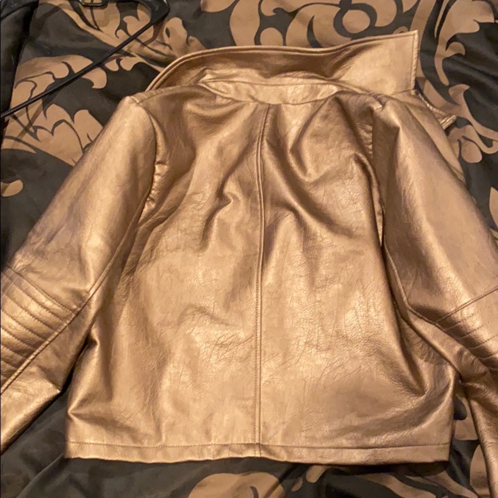 Leather jacket - Picture 5 of 5